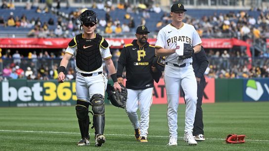 Going Deep: Davis taking 'pride' in defensive improvement taken North Shore. Photo by JUSTIN BERL / GETTY
